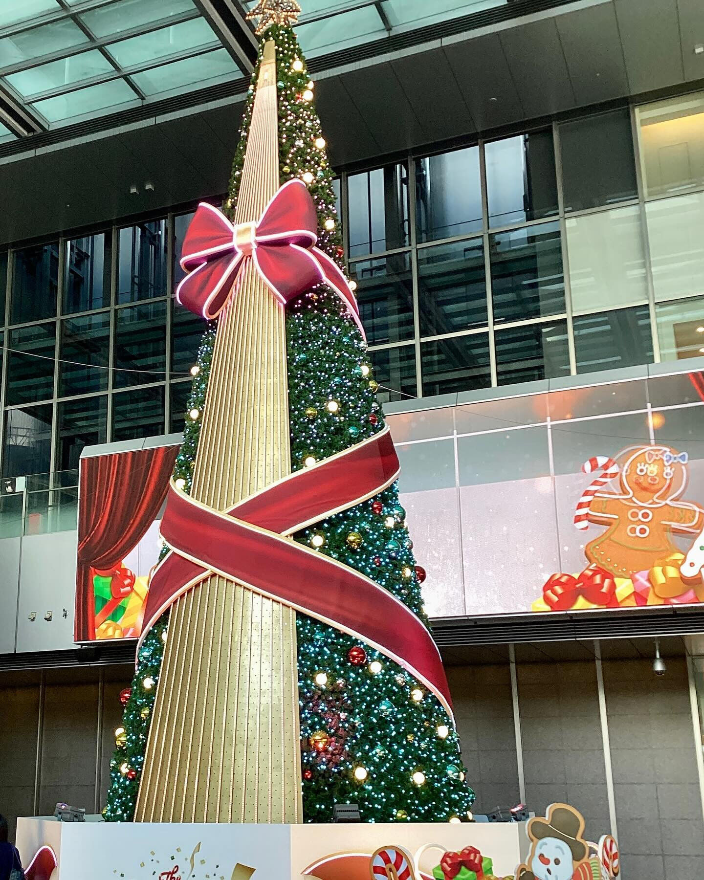 名古屋駅のクリスマスツリーです