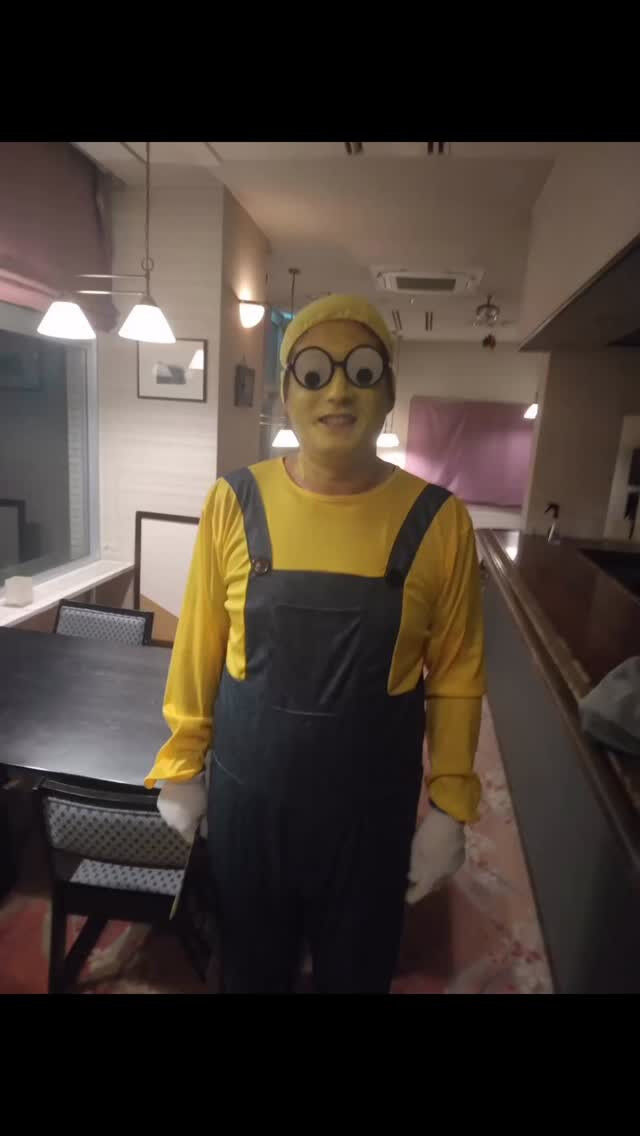さて、私は誰でしょう！？　笑