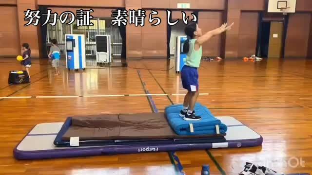 バク転ができるようになりたい！その目標に向かって、6月から頑